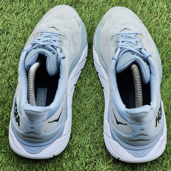 HOKA ARAHI 6 - Womens Sneakers - SIZE 10B - Please See Pictures - Picture 5 of 10